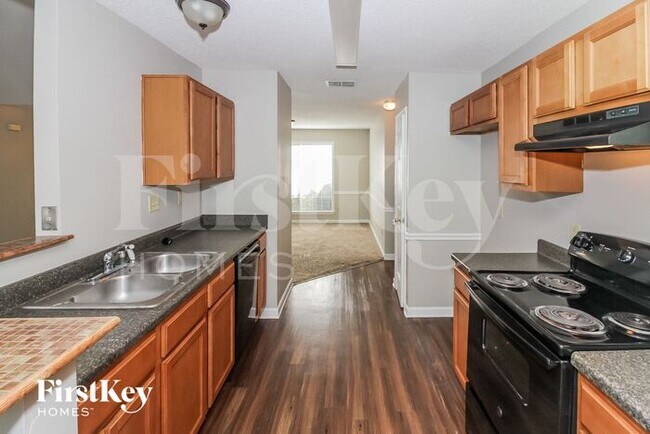 Building Photo - 7208 Amberly Way Dr