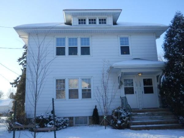 Primary Photo - 1152-1156 Doty St