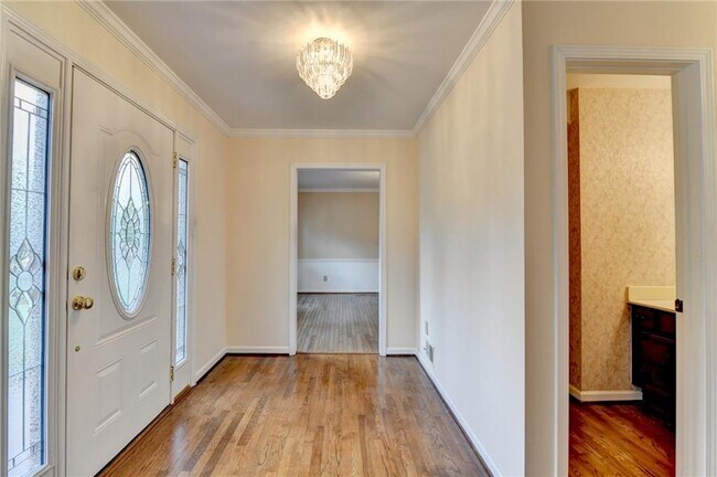 Building Photo - 478 Guilford Cir