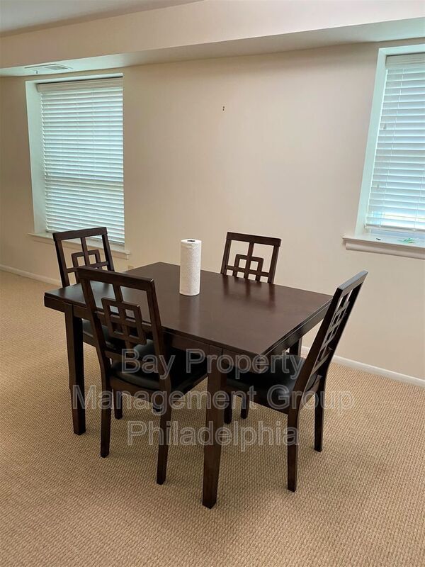 Foto del edificio - 4000 Gypsy Ln