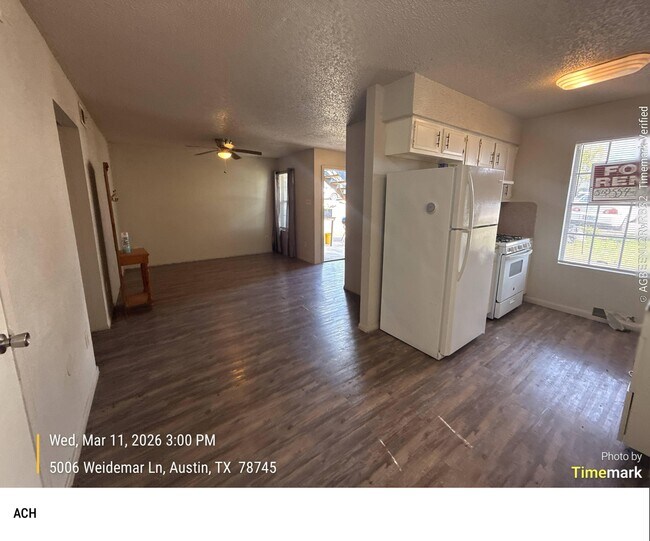 Foto del edificio - 5006 Weidemar Ln