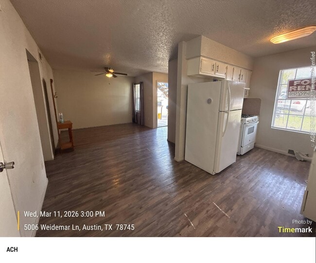Building Photo - 5006 Weidemar Ln