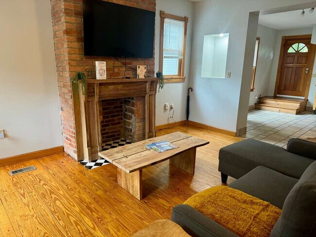 Foto del edificio - 1235 Highland St