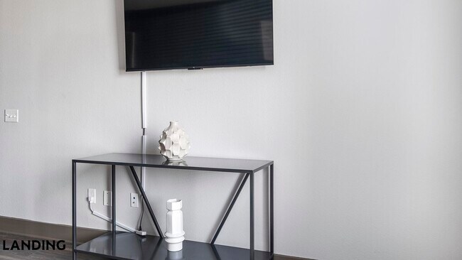 Foto del edificio - 14805 Grisby Rd