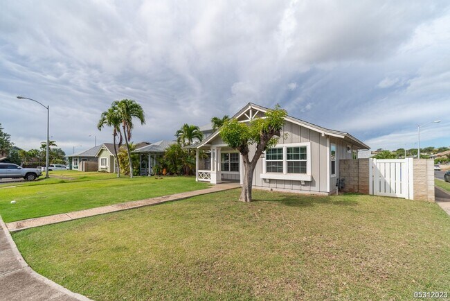 Foto del edificio - $4,200 | 3br/2ba Single Family Home in Kum...