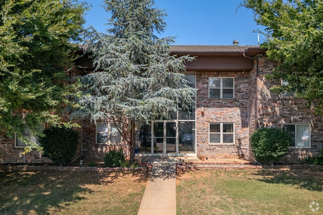 Alternative Exterior - Ten15 at Hurd