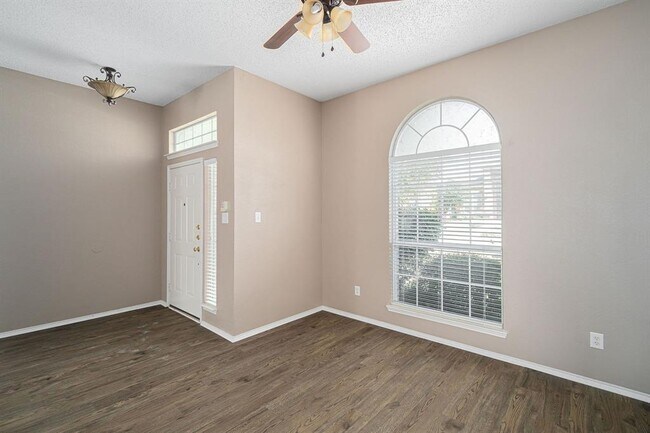 Building Photo - 9709 Prestmont Pl