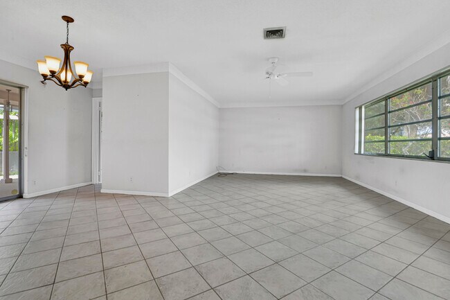 Foto del edificio - 1065 NW 5th St