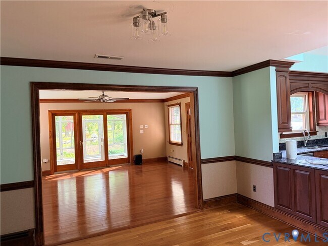 Foto del edificio - 5970 Springfield Rd