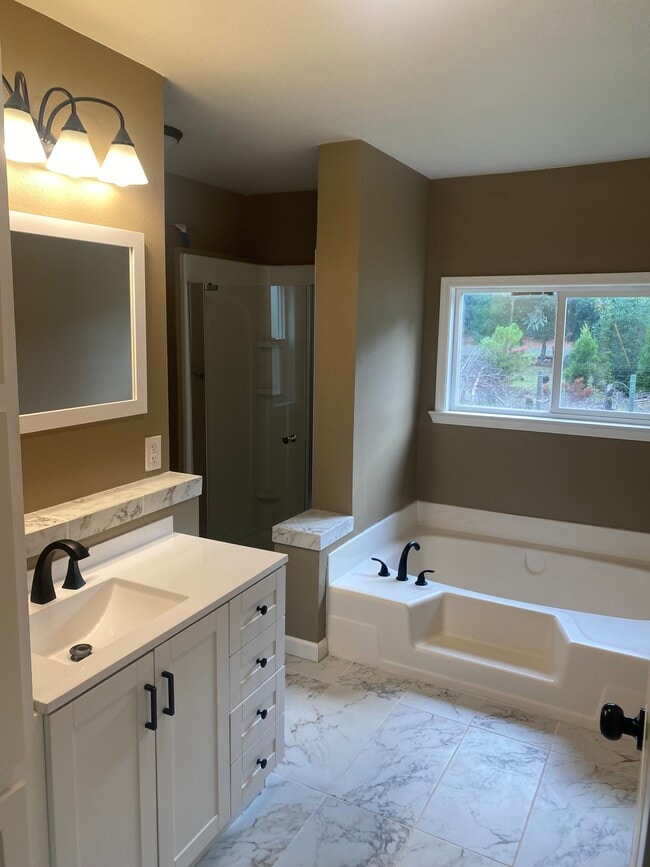 Building Photo - 4695 Sylar Ln