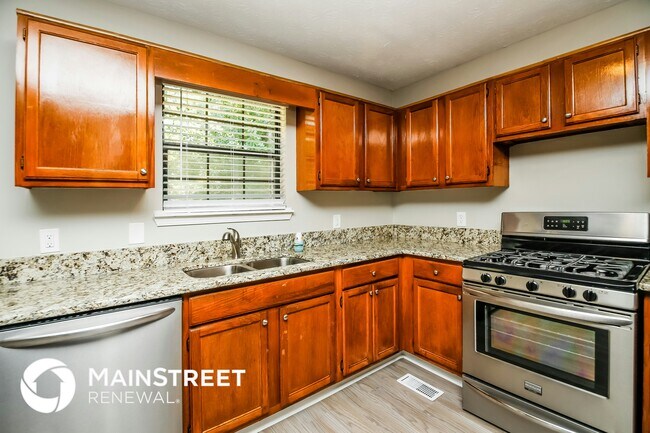 Building Photo - 2212 Cedar Creek Ln