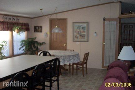 Building Photo - 1820 Bradach Rd