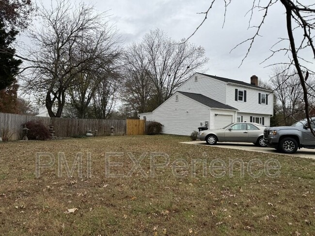 Building Photo - 9806 Ambler Ln