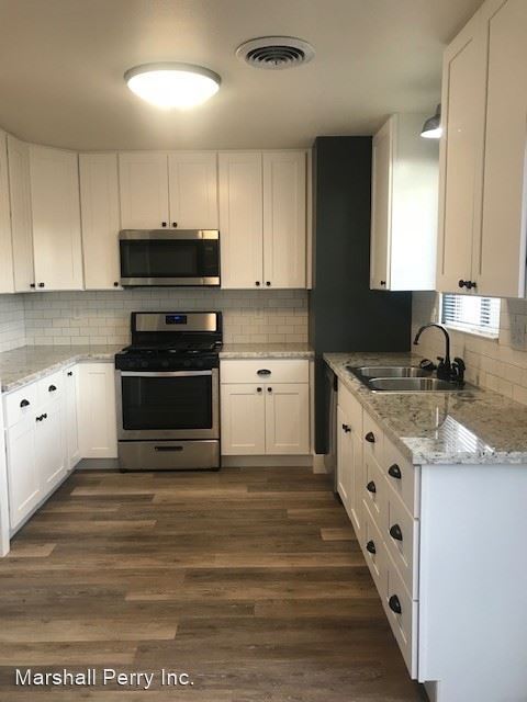 Primary Photo - 2 br, 1 bath House - 215 Floyd Ave. #4