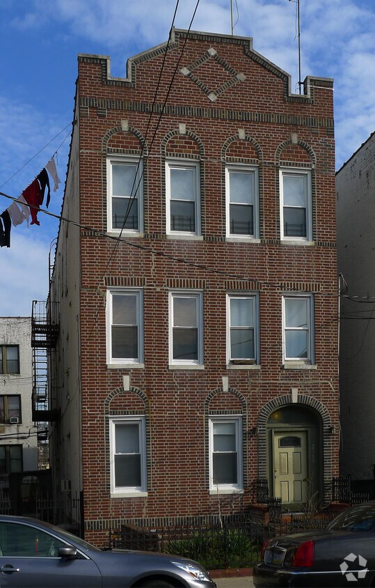 Building Photo - 2369 85th St