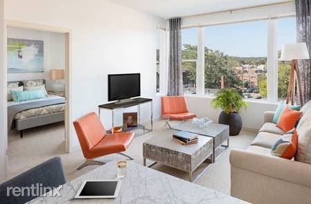 Foto del edificio - 2 br, 2 bath  - 1 Moody St