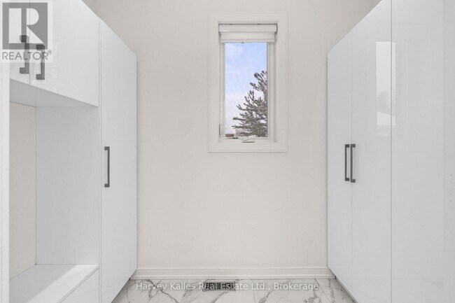 Photo du bâtiment - UNIT A - 297 SEVENTH STREET