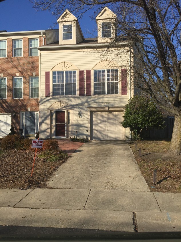 Foto principal - 11211 Heron Pl