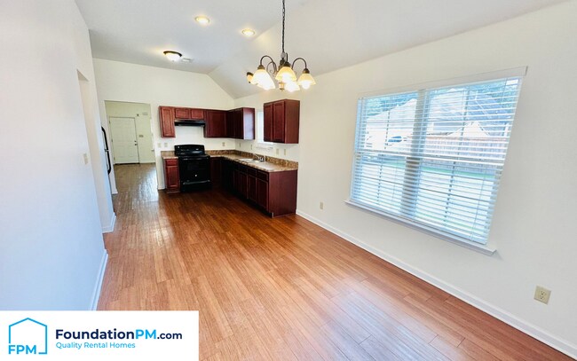 Building Photo - 1314 Crosstown Ct