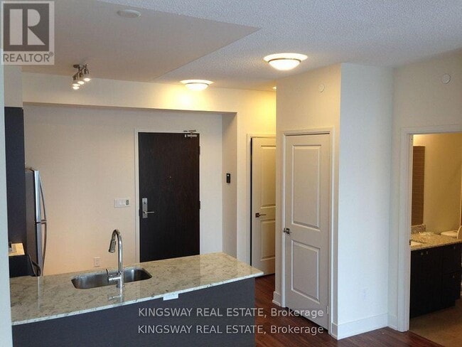 Building Photo - 88-1688 Sheppard Ave E