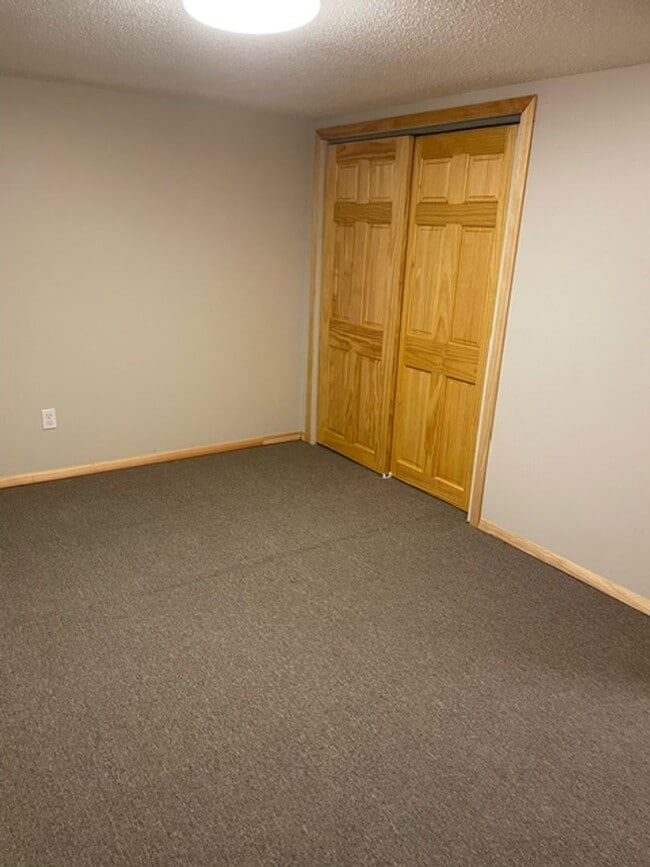 Building Photo - 419