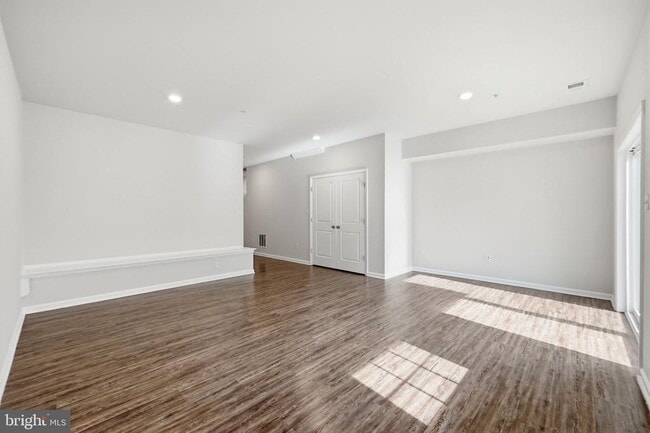 Building Photo - 1806 Kellington Ct