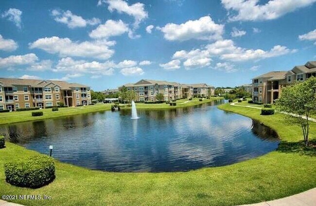Building Photo - 7990 Baymeadows Rd E