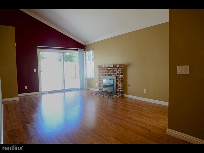 Building Photo - 3 br, 2 bath House - 4457 White Pine Way