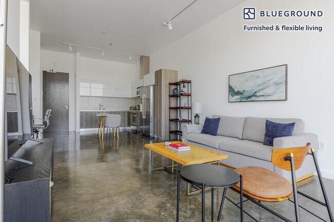 Foto del edificio - 1115 W Sunset Blvd