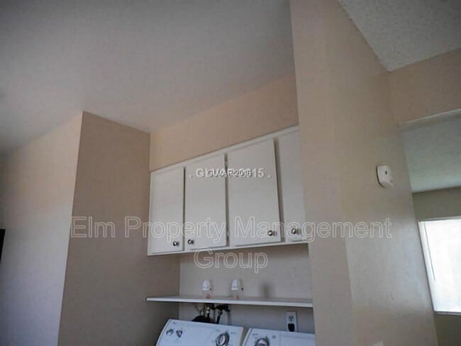 Building Photo - 5052 S Mountain Vista St