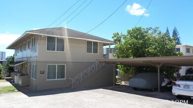 Building Photo - 1559B Thurston Ave