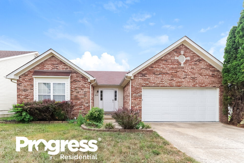 8008 Grandmeadow Ln, Louisville, KY 40258 House Rental in Louisville