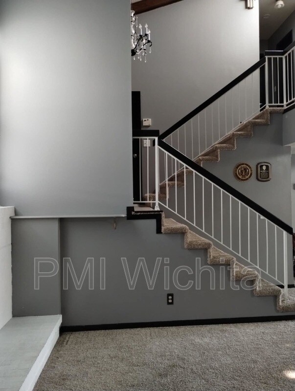 Foto del edificio - 8643 E Cherry Crk Ct