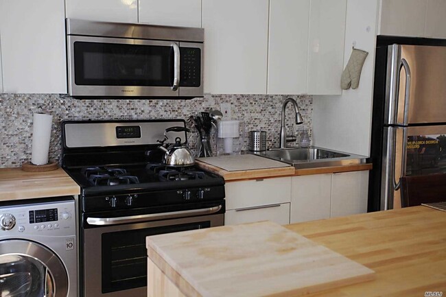 Foto del edificio - 590 Parkside Ave