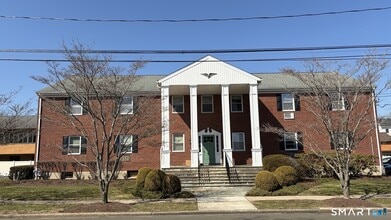 Building Photo - 261 Millard St