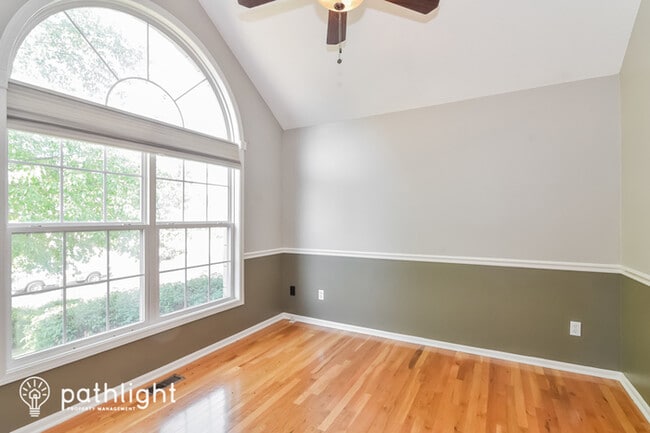 Building Photo - 17701 E 36th St Ct S, Independence, MO, 64055