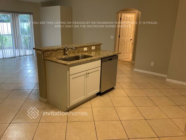Foto del edificio - 1118 SE 14th St