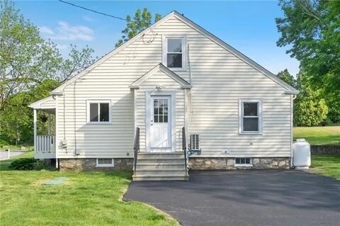 Building Photo - 111 Sayles Hill Rd