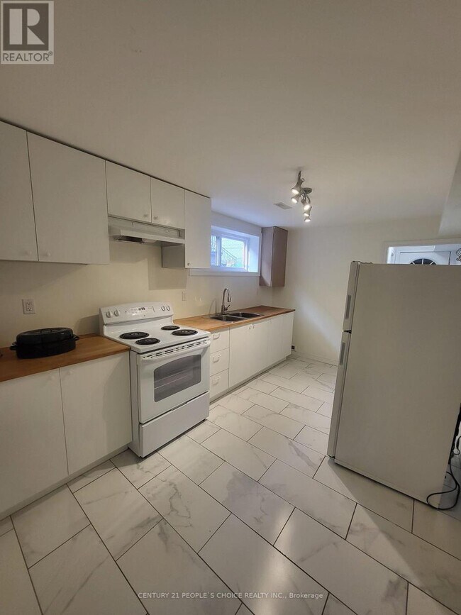 Building Photo - 146 Duncanwoods Dr