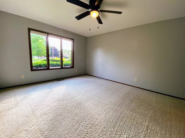 Building Photo - 117 Juniper Dr