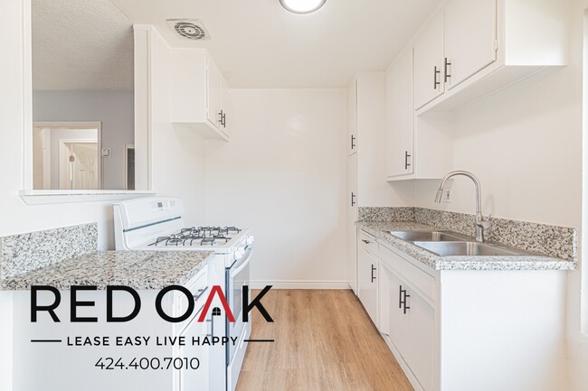 Foto del edificio - 9903 Belmont St