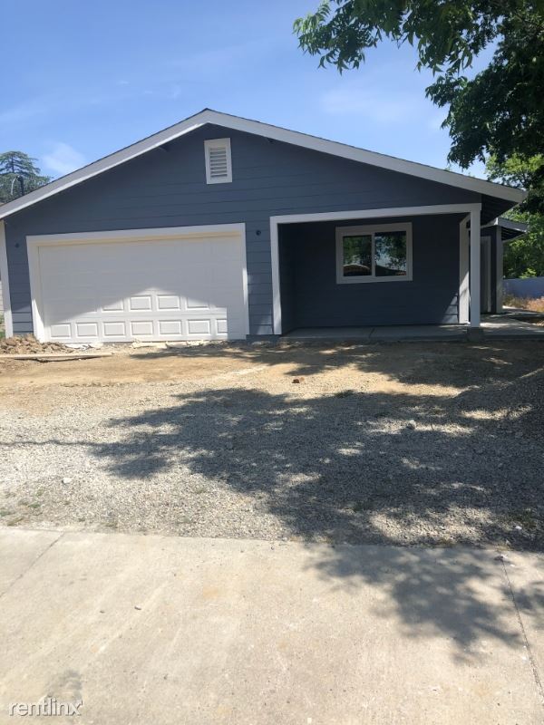 Foto principal - 26550 Plainfield St