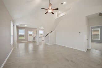 Building Photo - 6822 Barrington Crk Trce