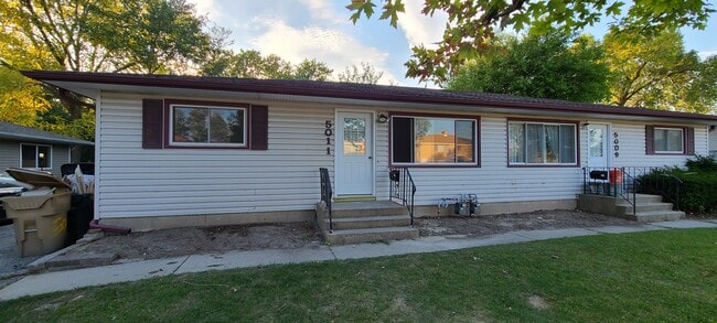 Building Photo - 5011 Camden Rd