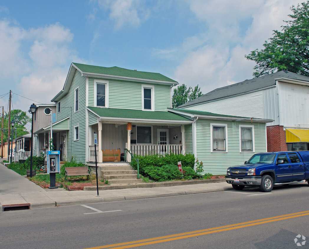 Primary Photo - 27 N Miami St