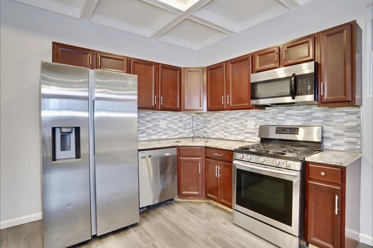 Foto principal - 132 65th St