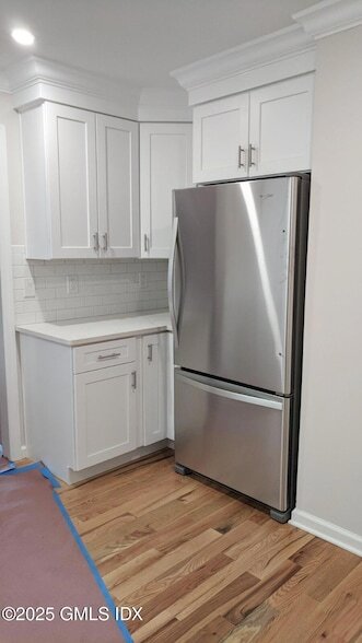 Building Photo - 82 Cos Cob Ave