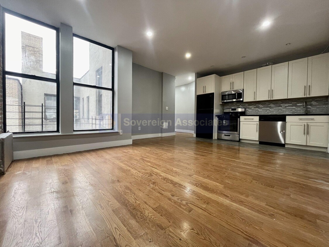 Foto principal - 661 W 180th St