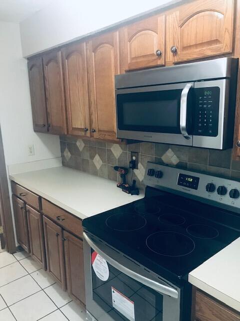 Foto del edificio - 339 Clover Ln