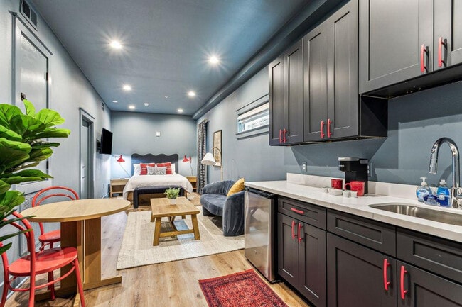 Foto del edificio - 1738 N Rampart St